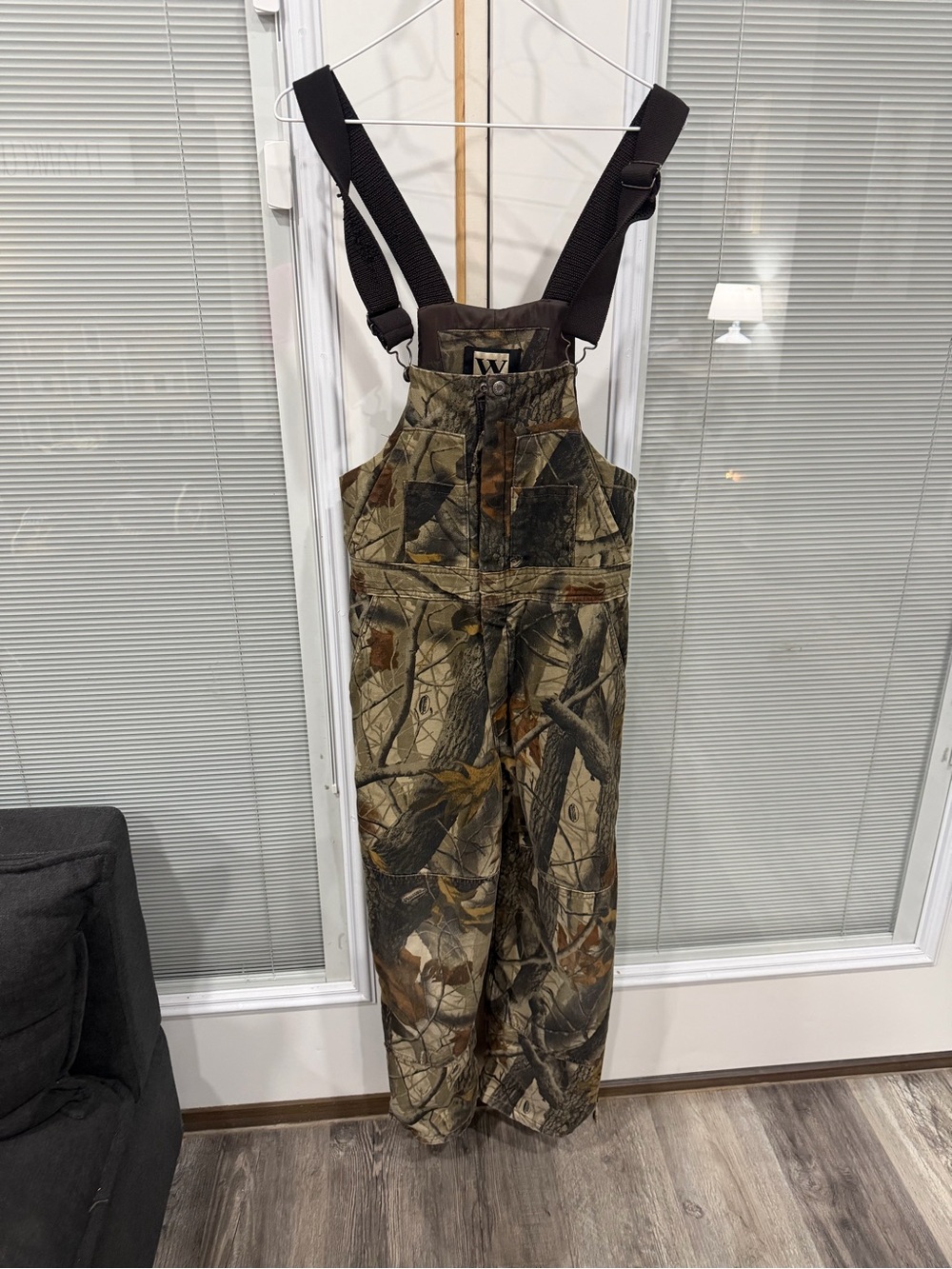 Youth Camo insulated Bib Overalls - size XL (18)